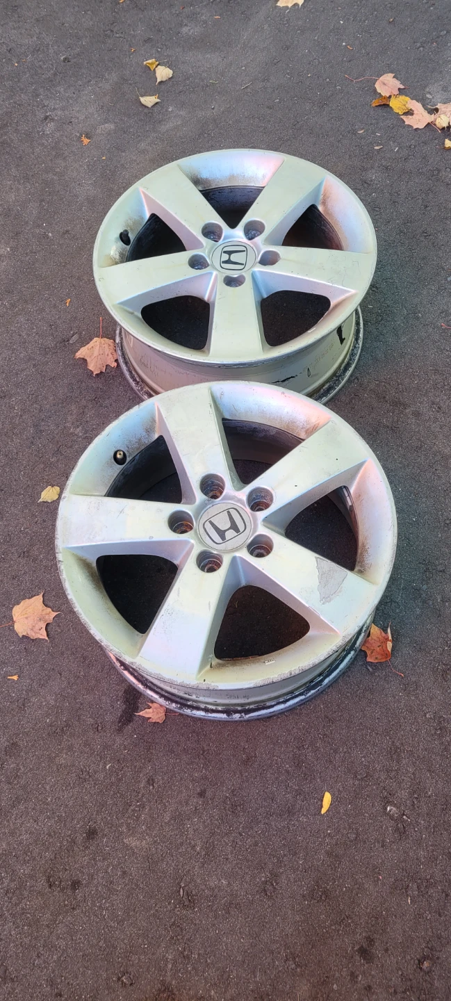 Two Honda 5-Spoke Alloy Wheels