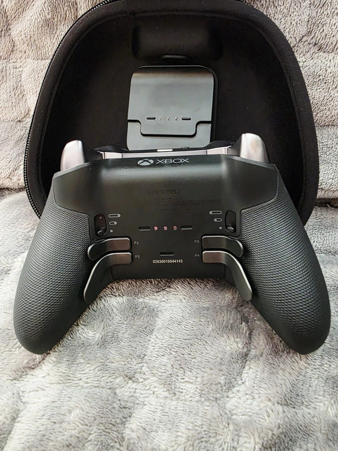 Xbox Elite Series 2 Controller with Case - photo 2