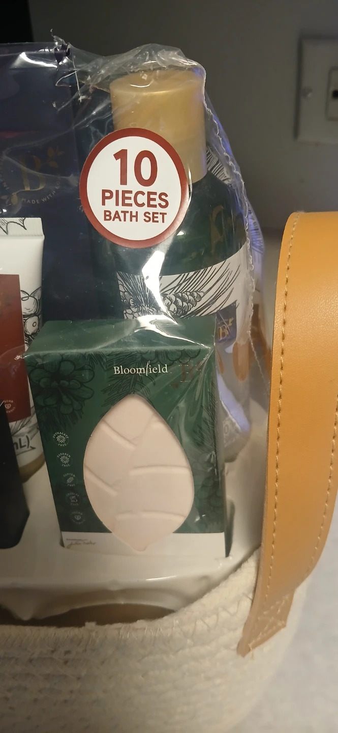 Bloomfield 10-Piece Bath Set - photo 4
