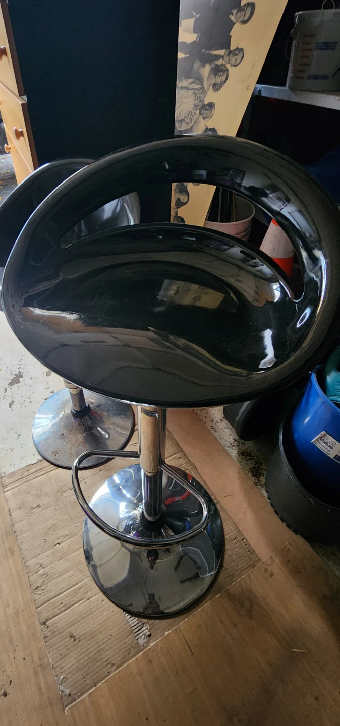 Black Swivel Bar Stool