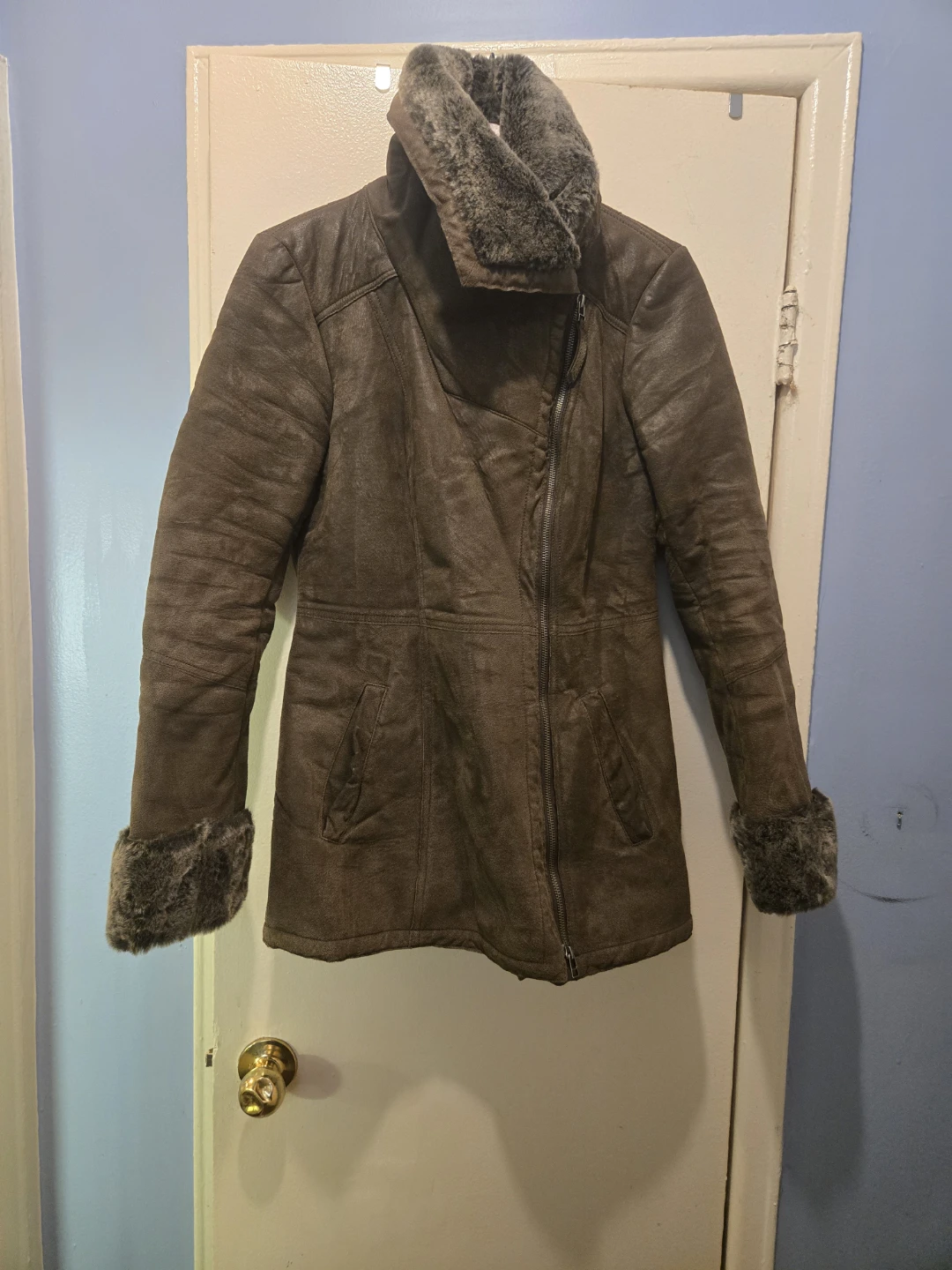 Danier faux fur lined suede coat - photo 4