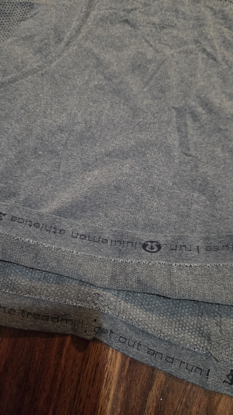 Lululemon Athletica Grey Seamless Racerback Tank Top - photo 4