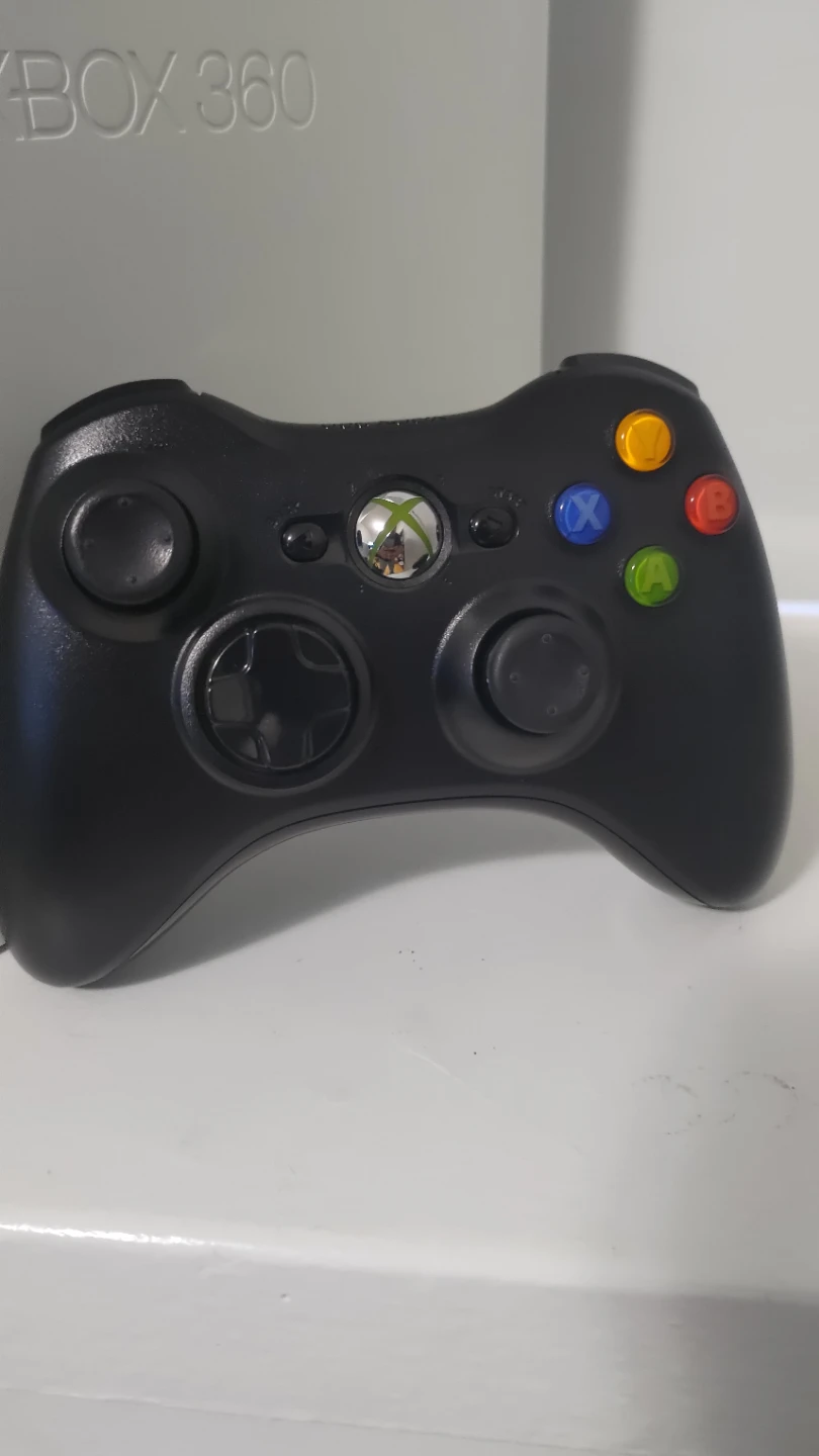 Xbox 360 Console Bundle - photo 2