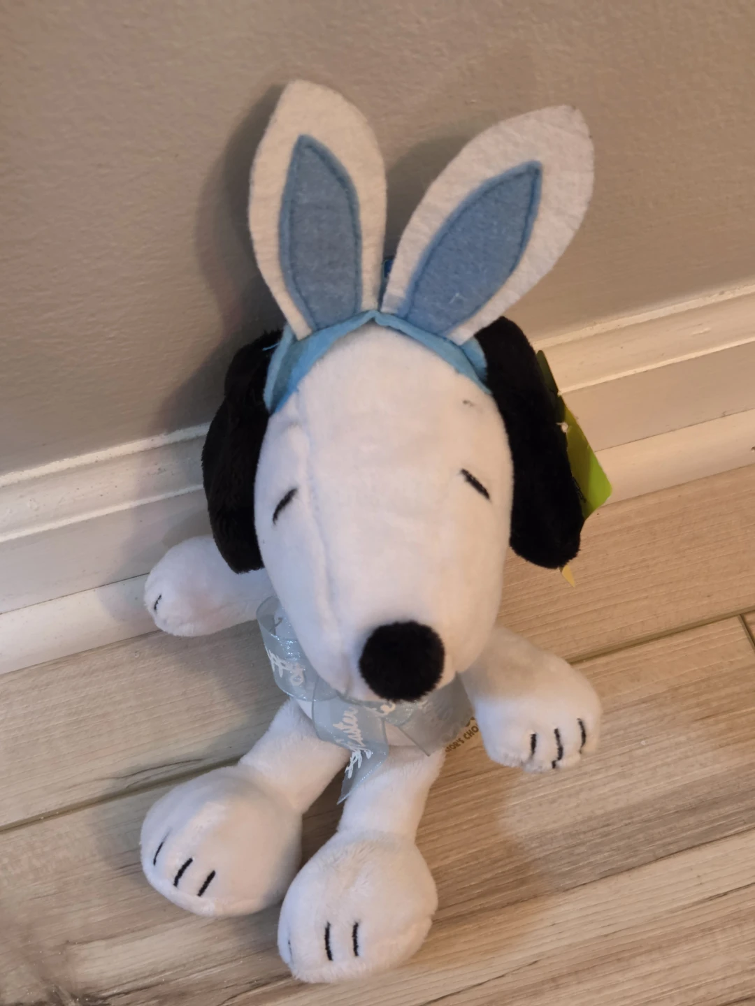 Peanuts Easter Snoopy 8" Plush - photo 2