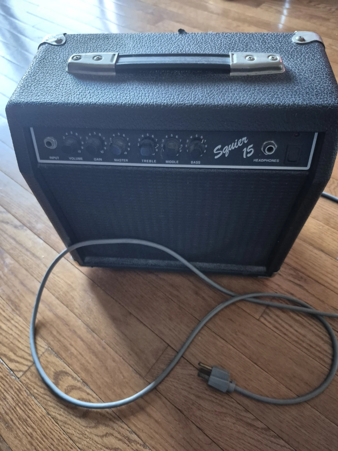 Fender Squier 15 Guitar Amplifier