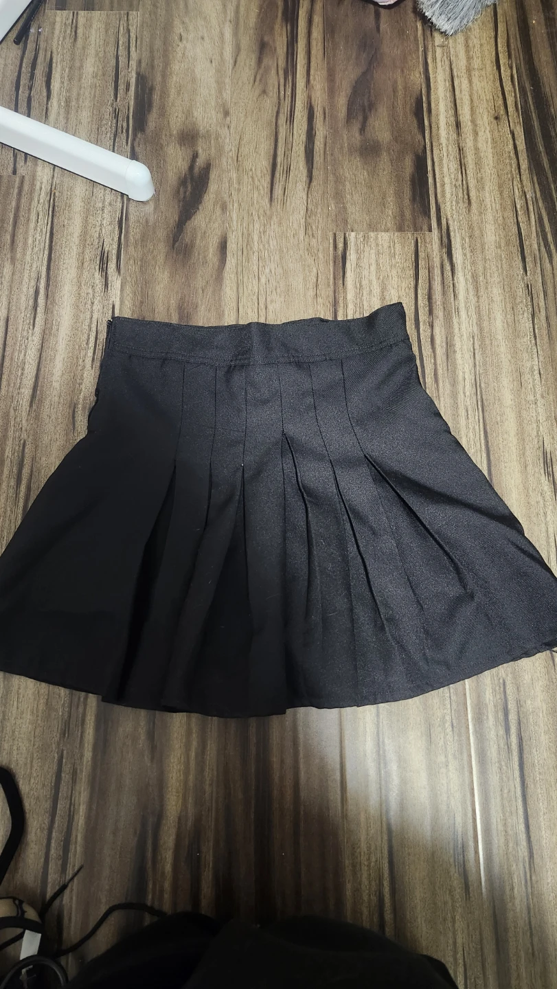Black Pleated Skirt Size 12-14 - photo 2