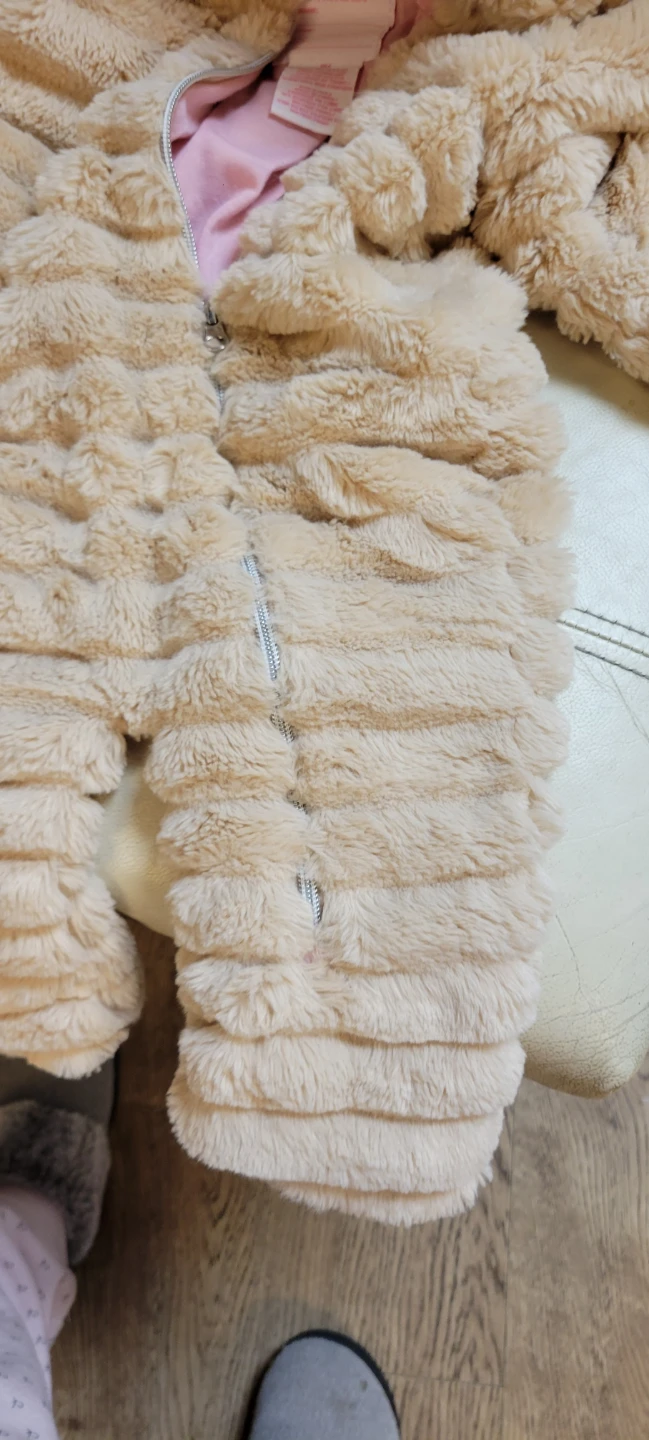 Liv & Lottie Faux Fur Snowsuit 9M - photo 5