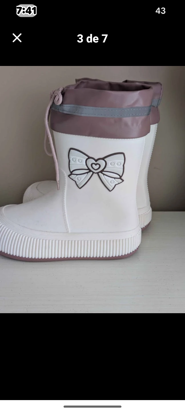Girls  New White Bow Rain Boots size 6 - photo 2