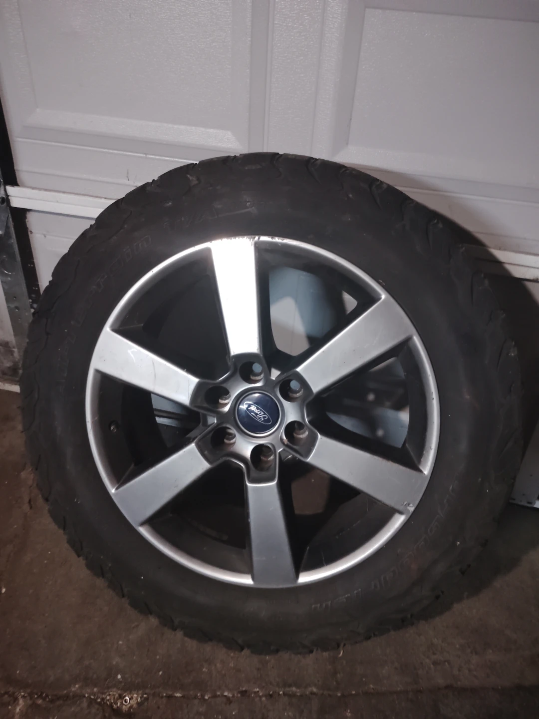 Ford 20-inch Alloy Wheel and Tire