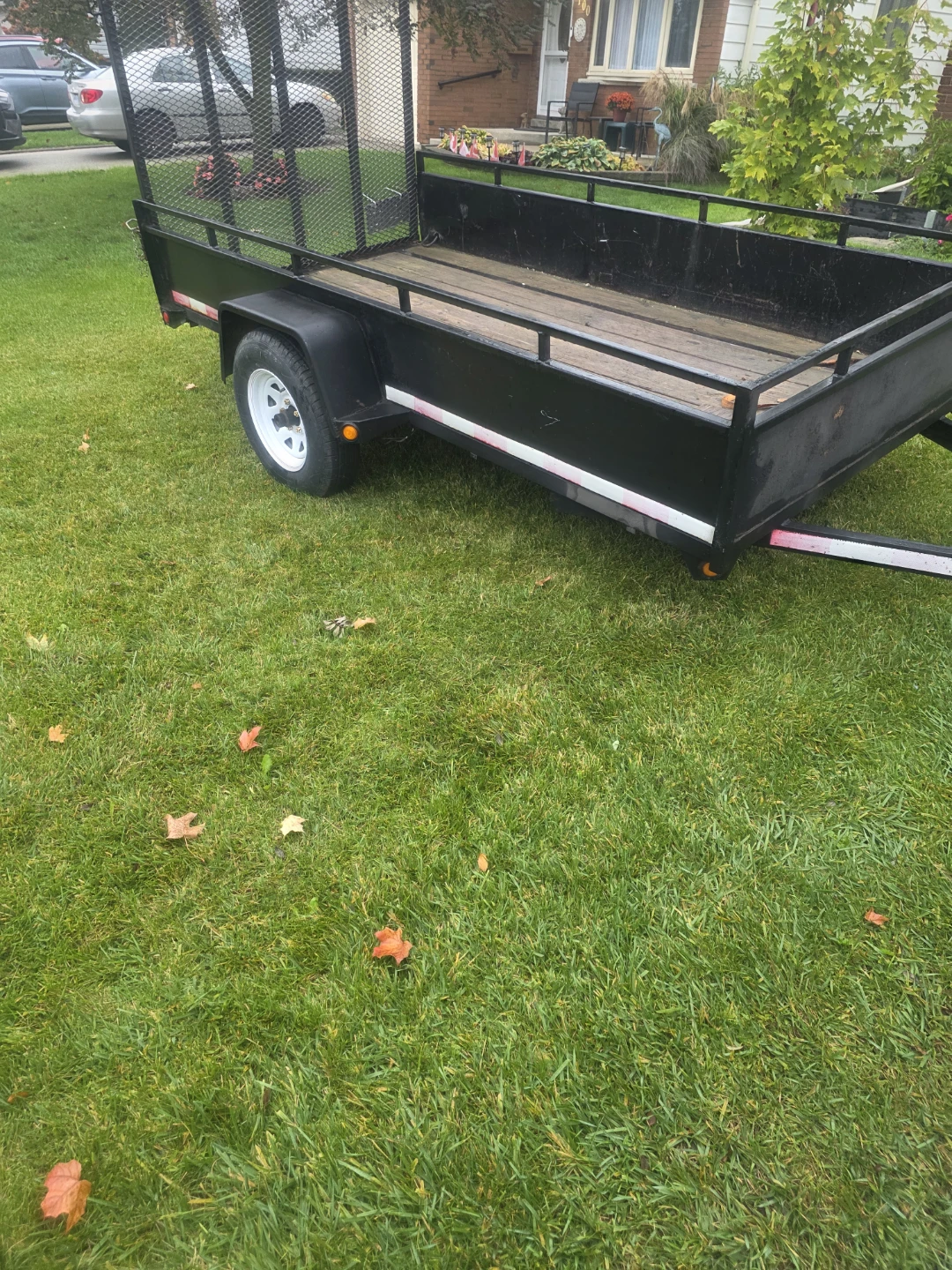 Utility Trailer with Mesh Gate - photo 3
