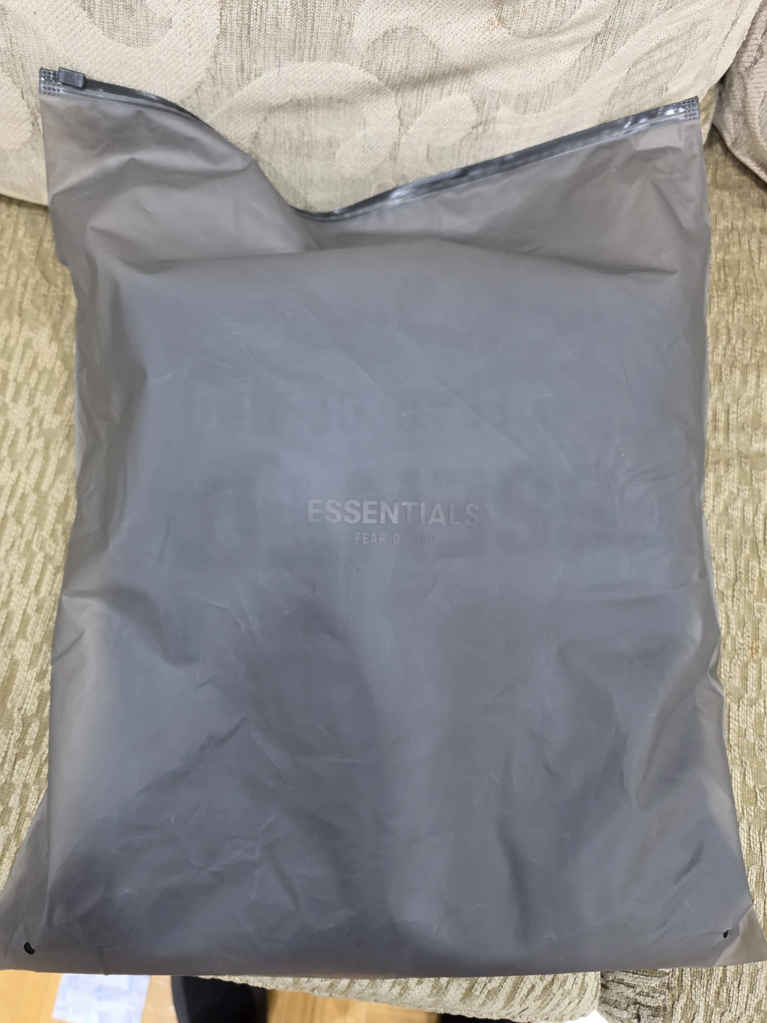 Essentials FOG Hoodie  (pls message for other colors/size)