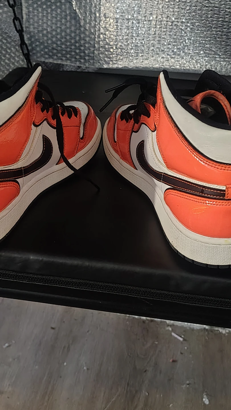 Nike Air Jordan 1 Dunks Mid Orange and White - photo 3