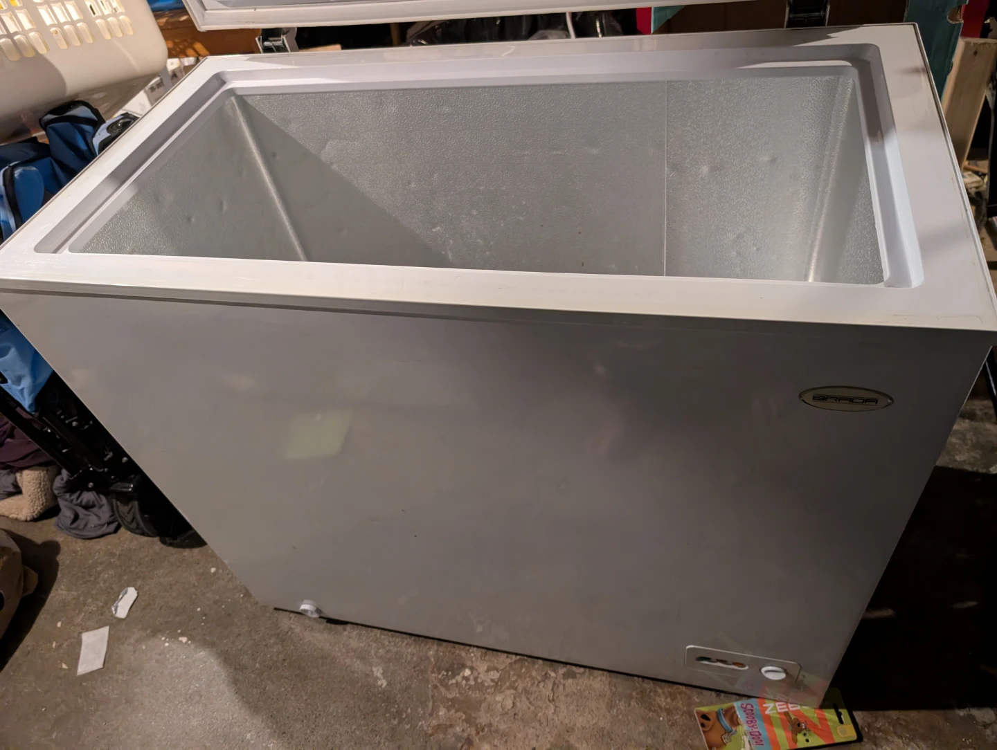 Brada Chest Freezer - photo 2