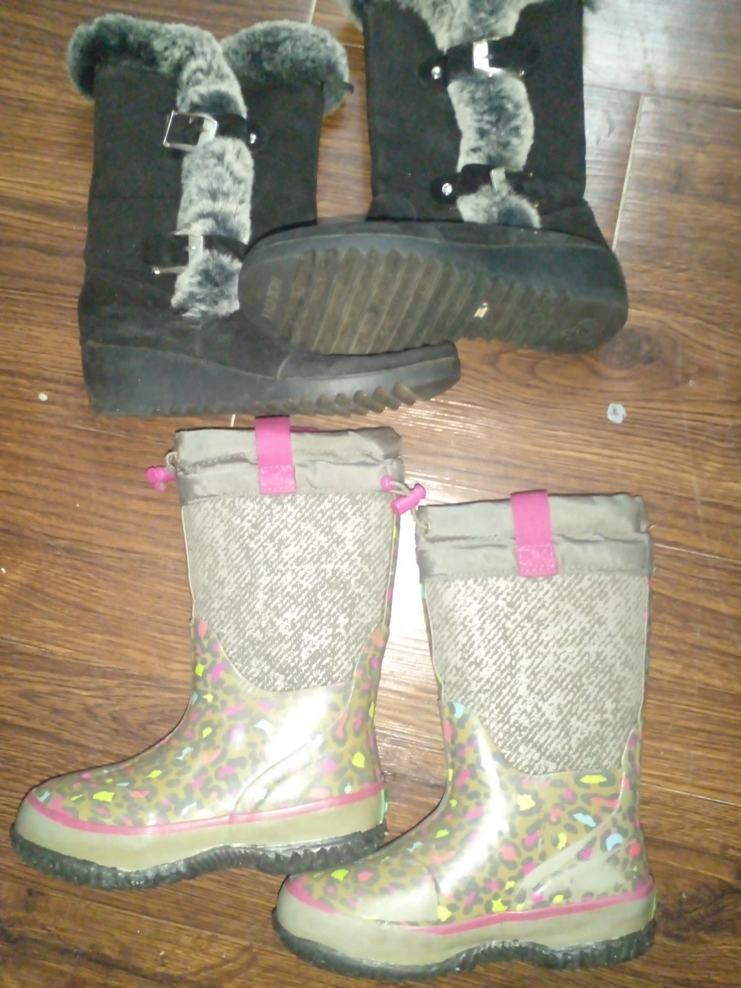 Kamik girls winter boots size 1 25 for both or 15 each