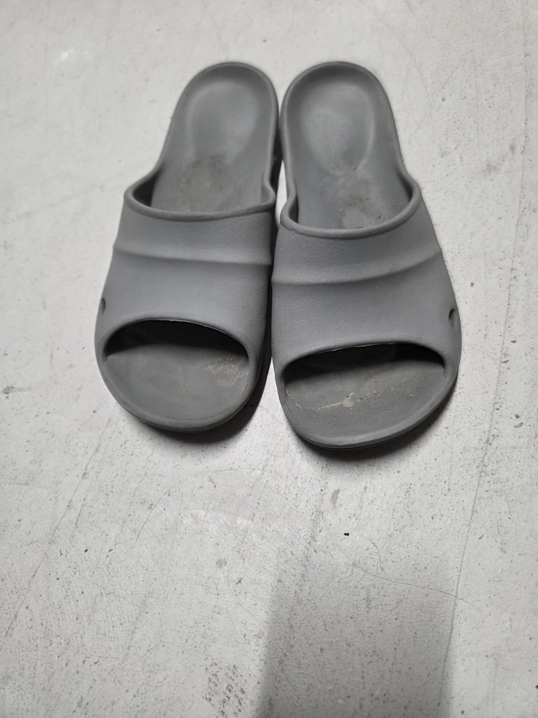 Grey slides, size 270mm - photo 2