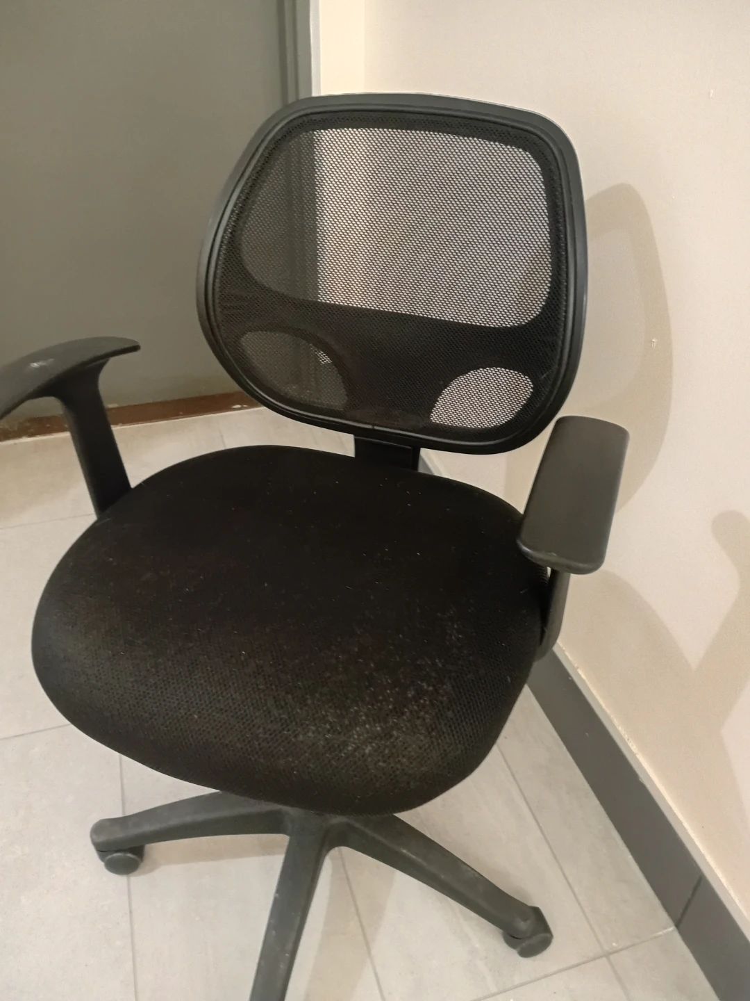 Black Mesh Office Chair