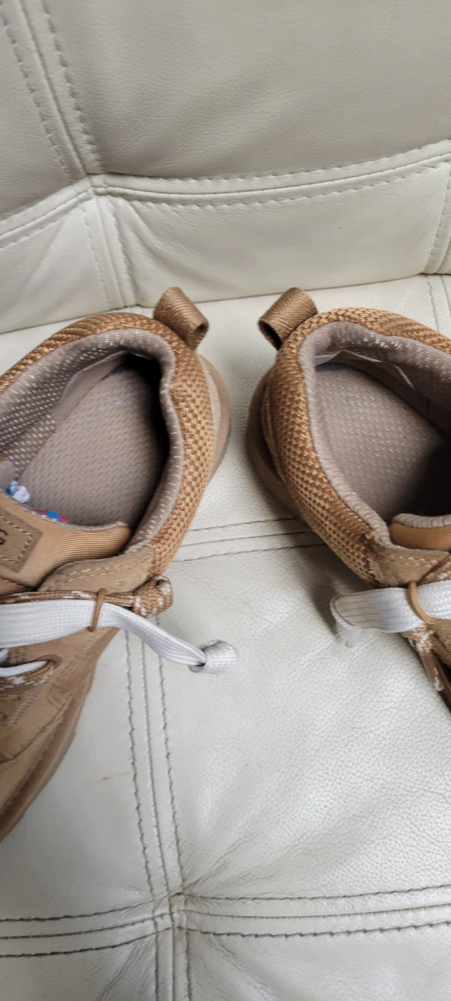 UGG lo lowmell Sneakers in Tan sz 6 - photo 4