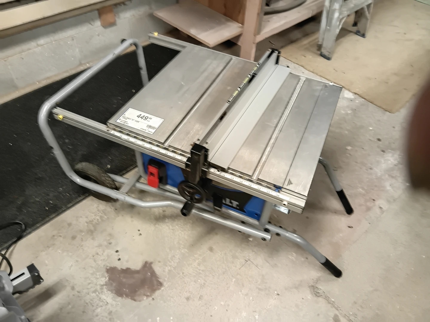 Kobalt 10-inch table saw