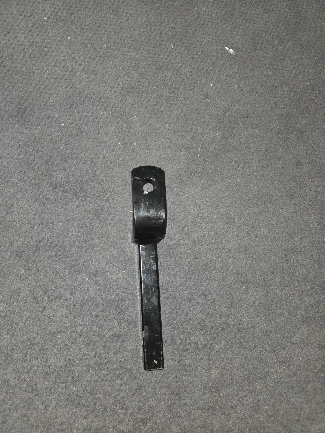 Tow hitch - photo 2