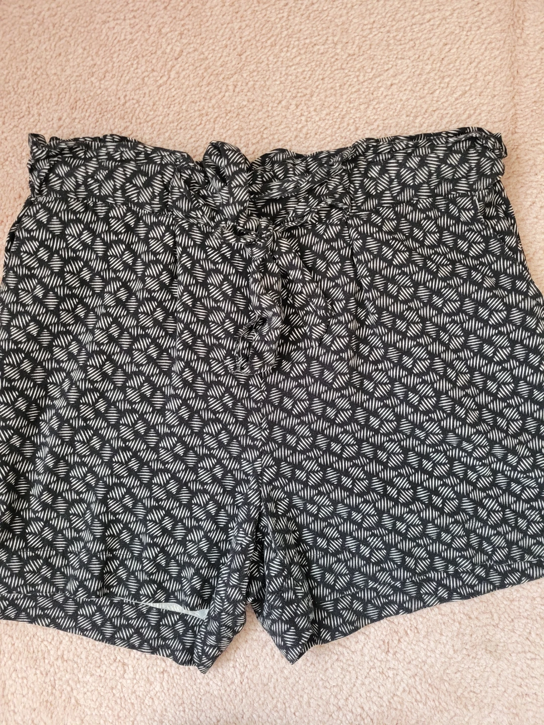 Black and White Patterned Tie-Waist Shorts