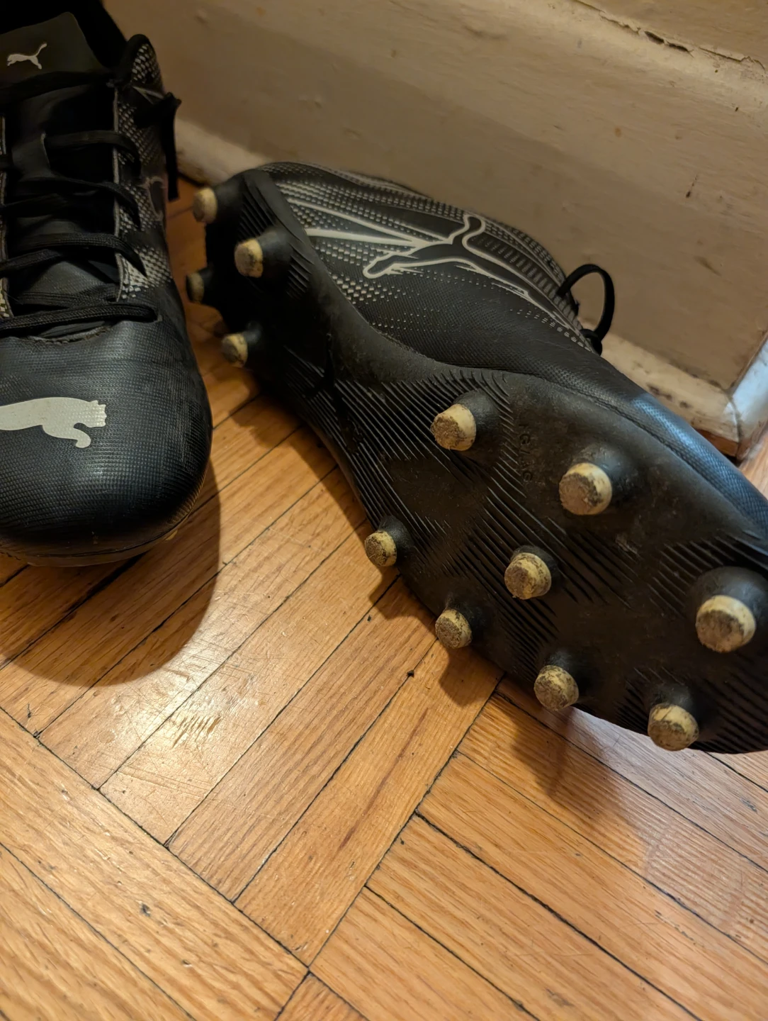 PUMA cleats - photo 4