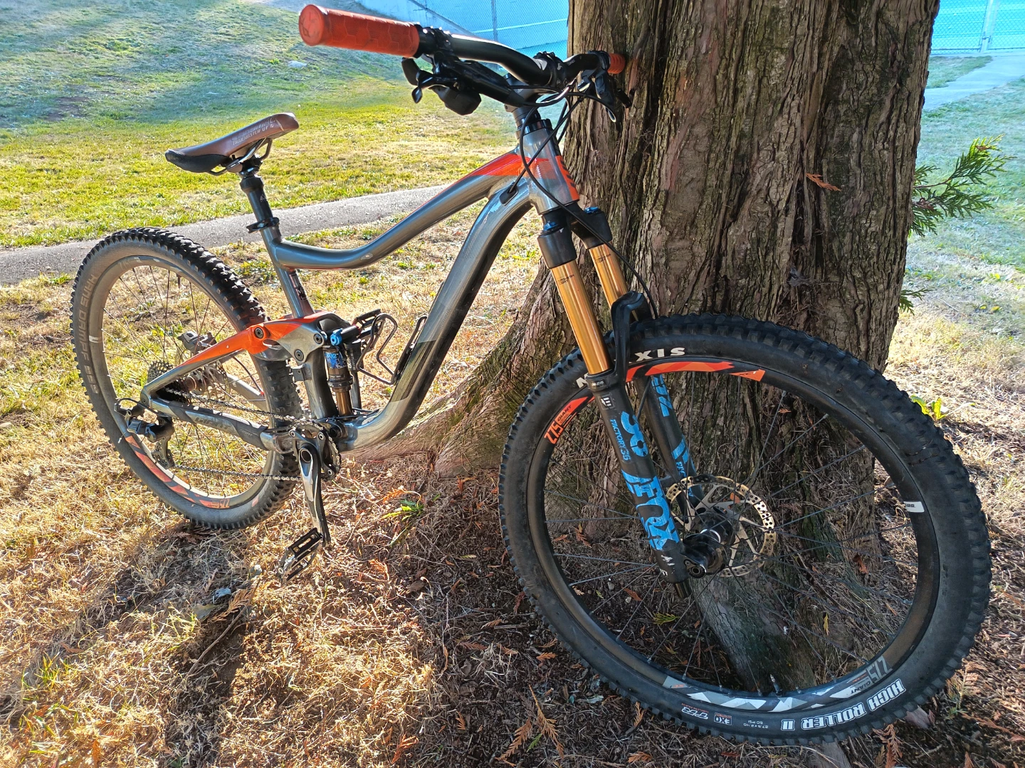 Custom Giant Trance 3 mountain bike size medium 27.5 wheels OBO - photo 2