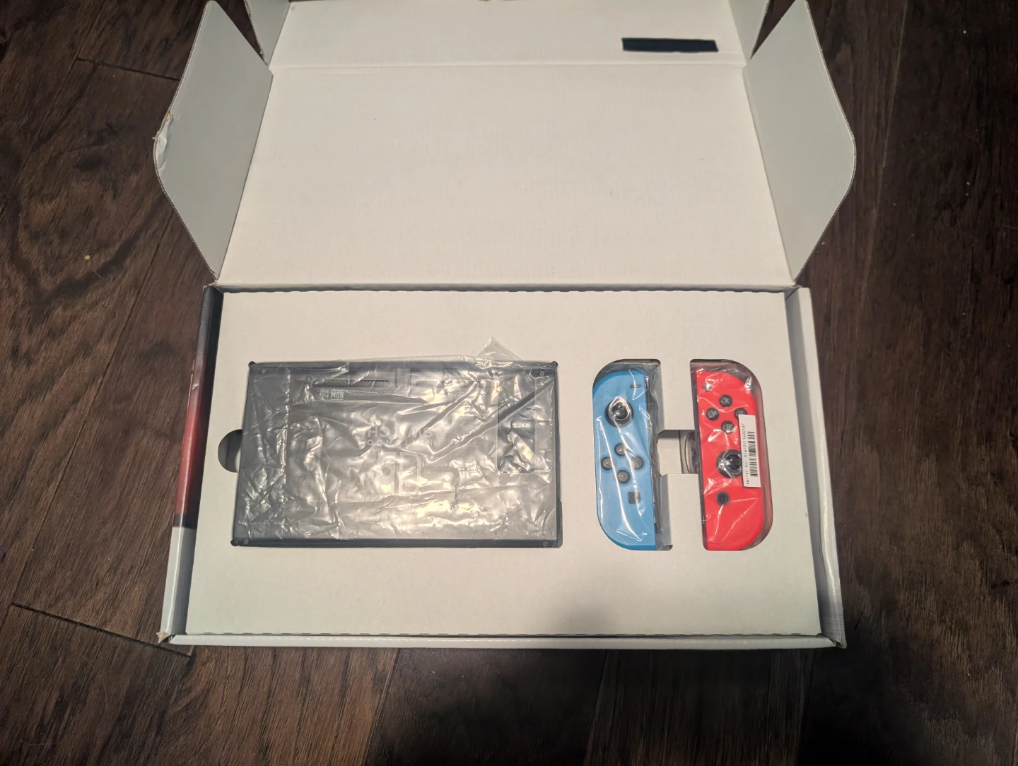 Nintendo Switch Console and Super Mario Bros. Wonder - photo 3