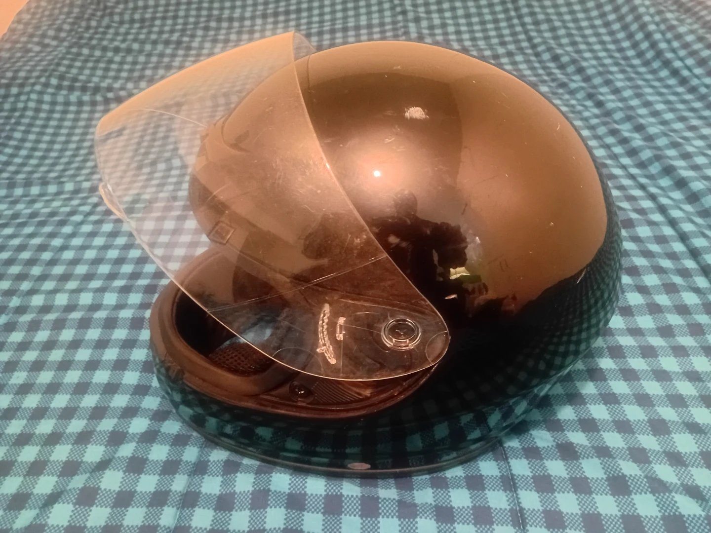 Black full-face motorcycle helmet - photo 4