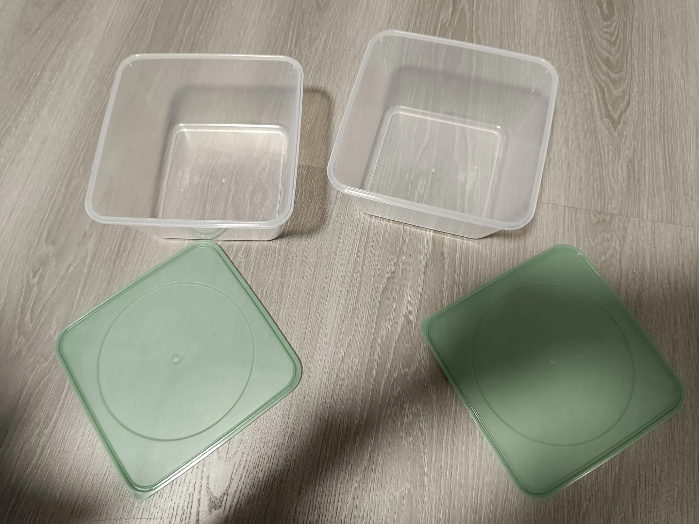 Set of  Plastic Storage Containers with Green Lids - photo 2