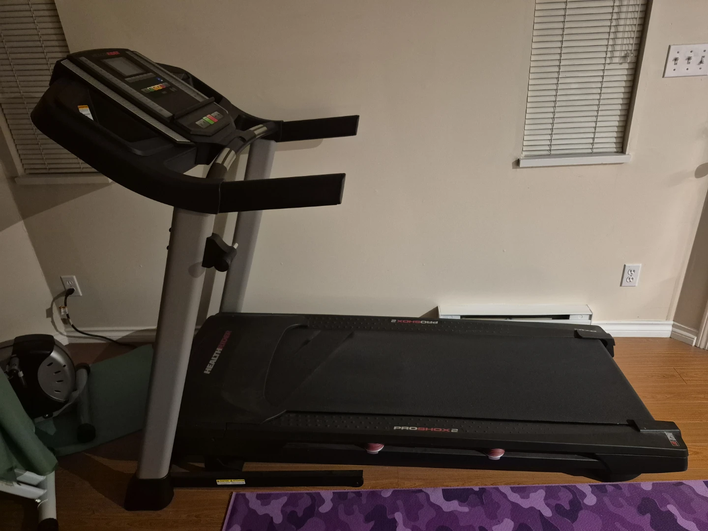 HealthRider Treadmill - photo 2