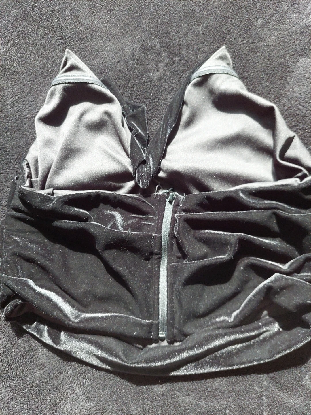 Black Velvet Crop Top - photo 3