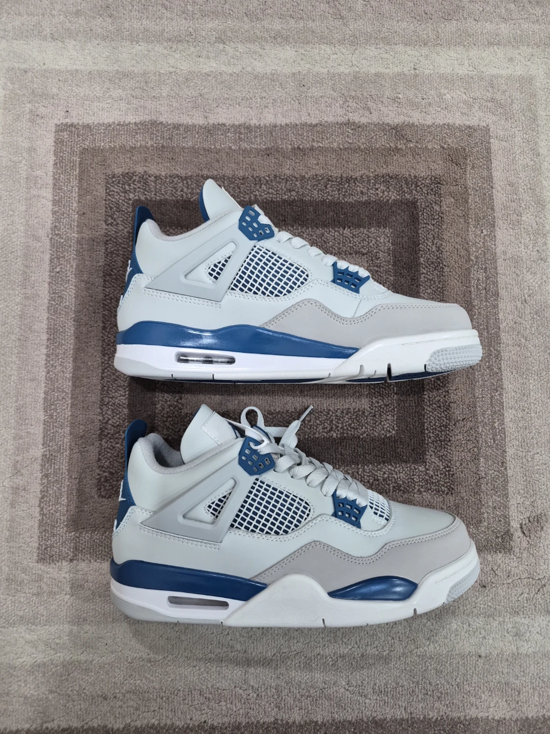 Jordan 4, 2024 Military Blues - Size 9 Mens - photo 4