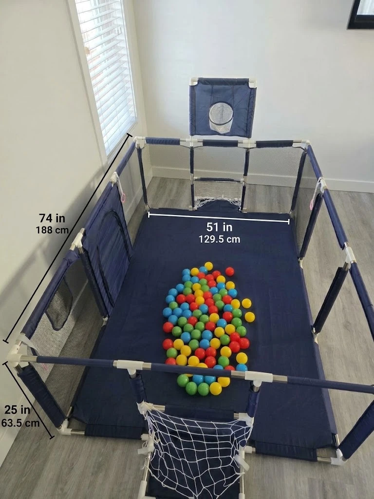 Kids Playpen with Basketball Hoops
