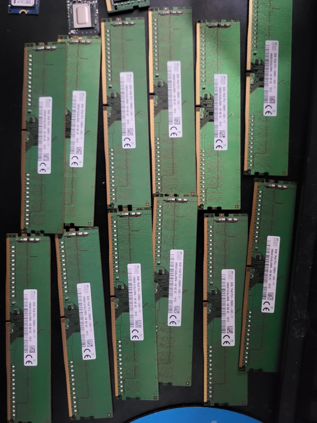 12 SK Hynix 8GB DDR4 RAM Sticks