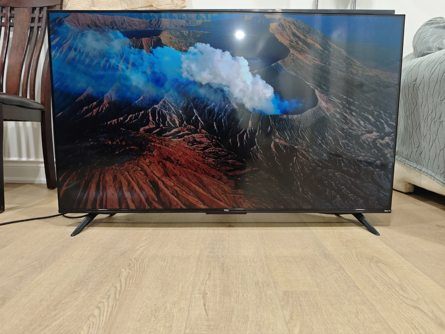 Like New TCL 50-inch 4K UHD Smart Roku TV 50S451-CA
