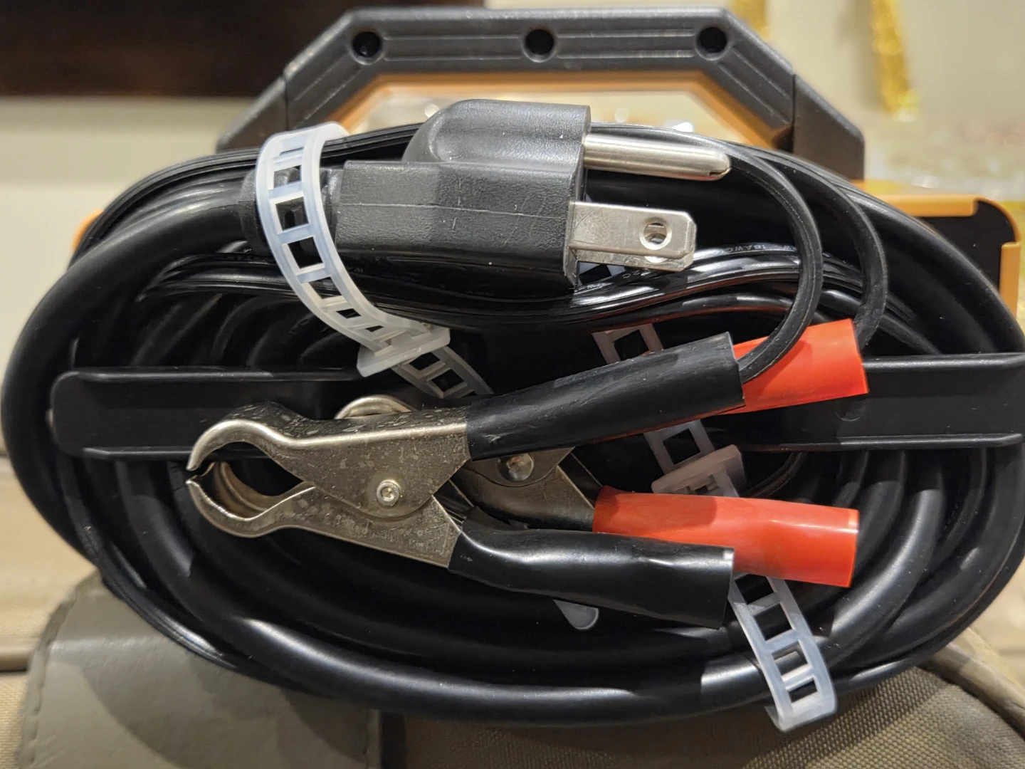 MotoMaster Eliminator Intelligent Battery Charger - photo 4