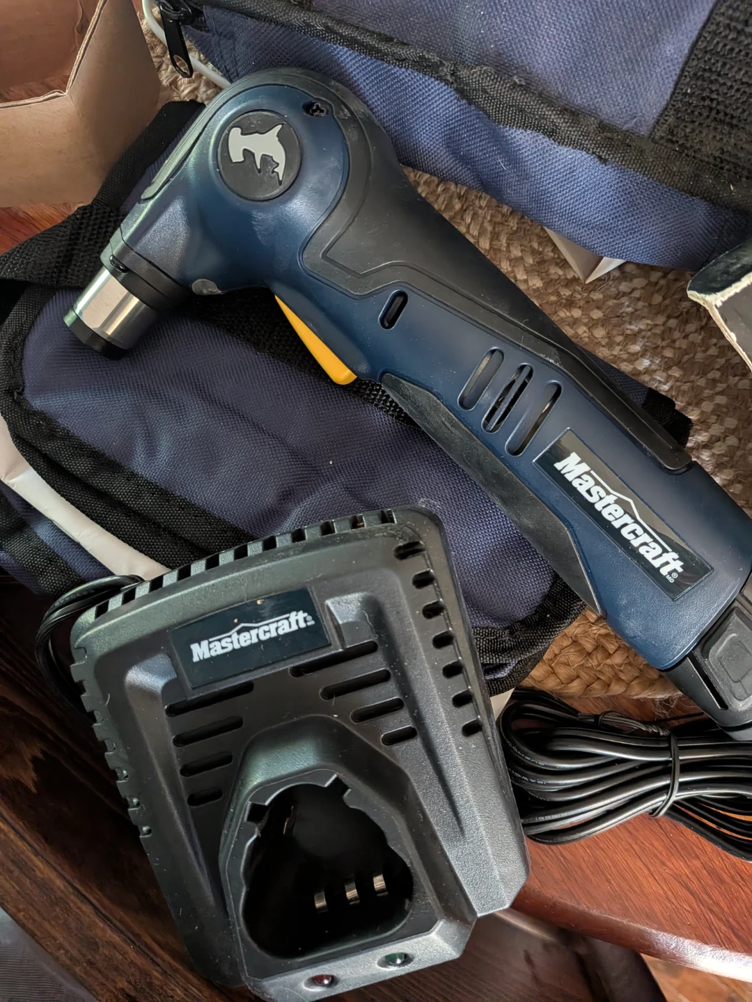Mastercraft 12V Cordless Auto Hammer New - photo 2