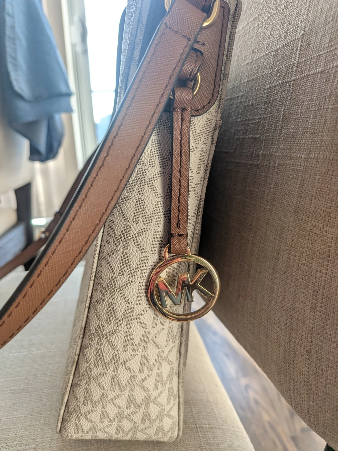 Michael Kors MK Logo Crossbody Bag - photo 5