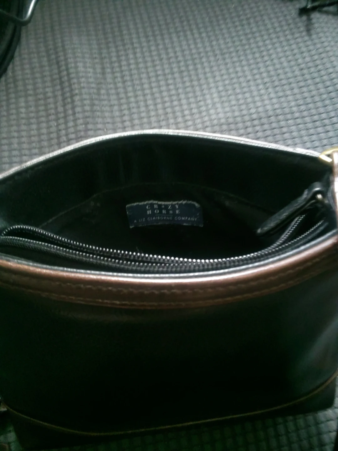Crazy Horse by Liz Claiborne Crossbody Bag - photo 4