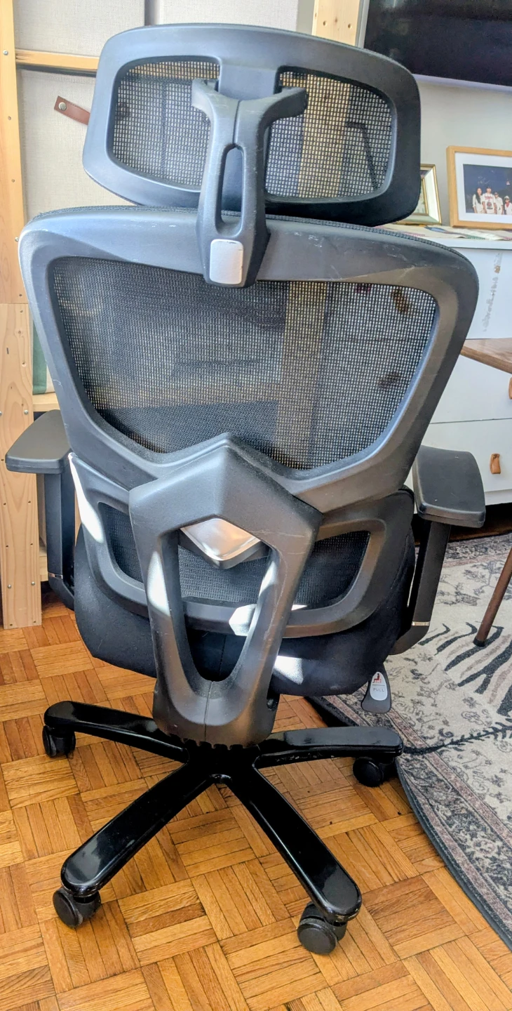 Ergonomic Mesh Office Chair - photo 2