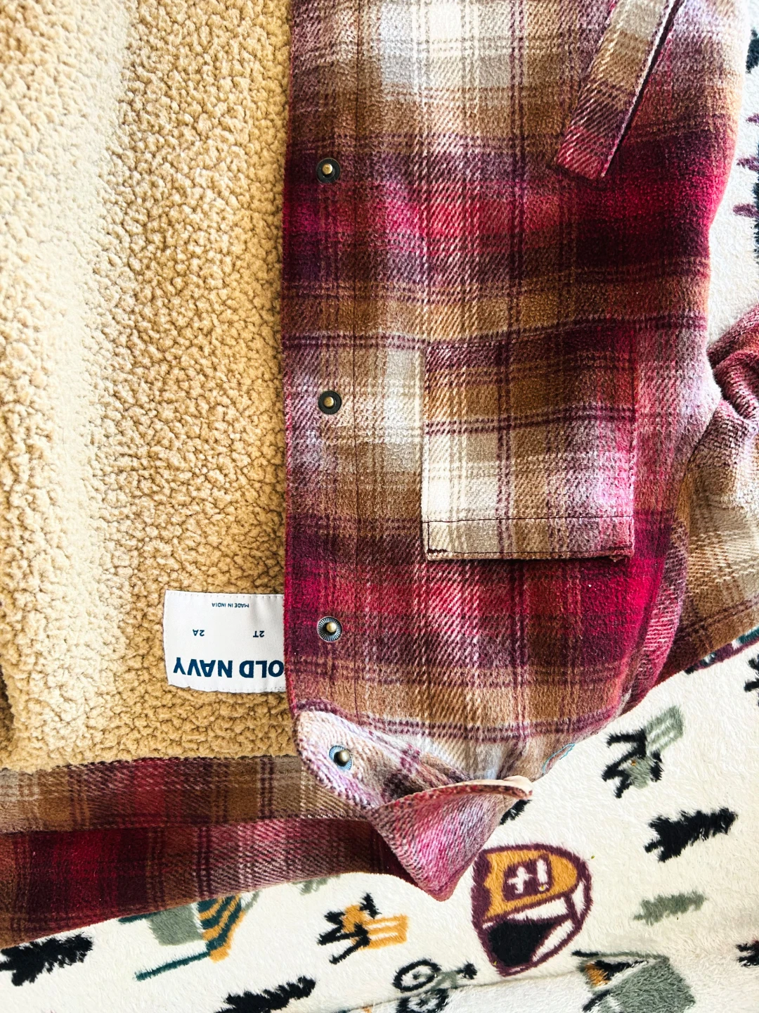 Old Navy Plaid Sherpa Lined Jacket - photo 3