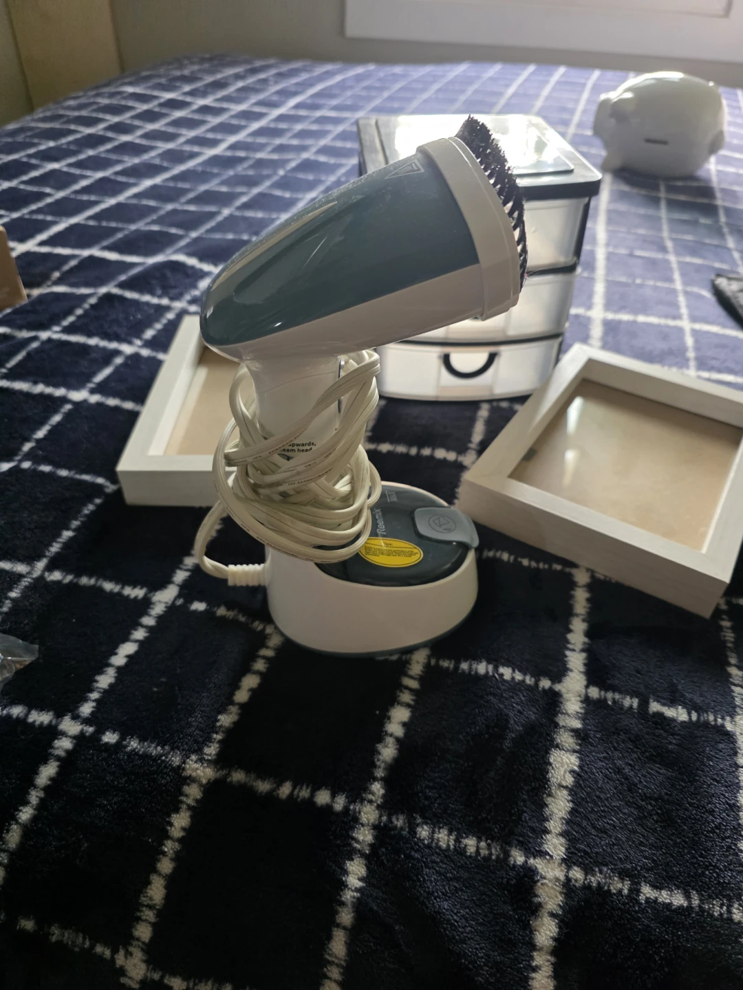 Iron vaporizater, jewelry storage and lights