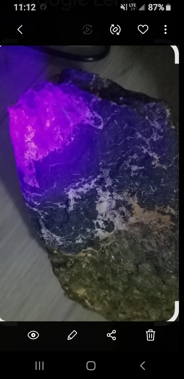 Natural Fluorescent Rock Specimen - photo 3