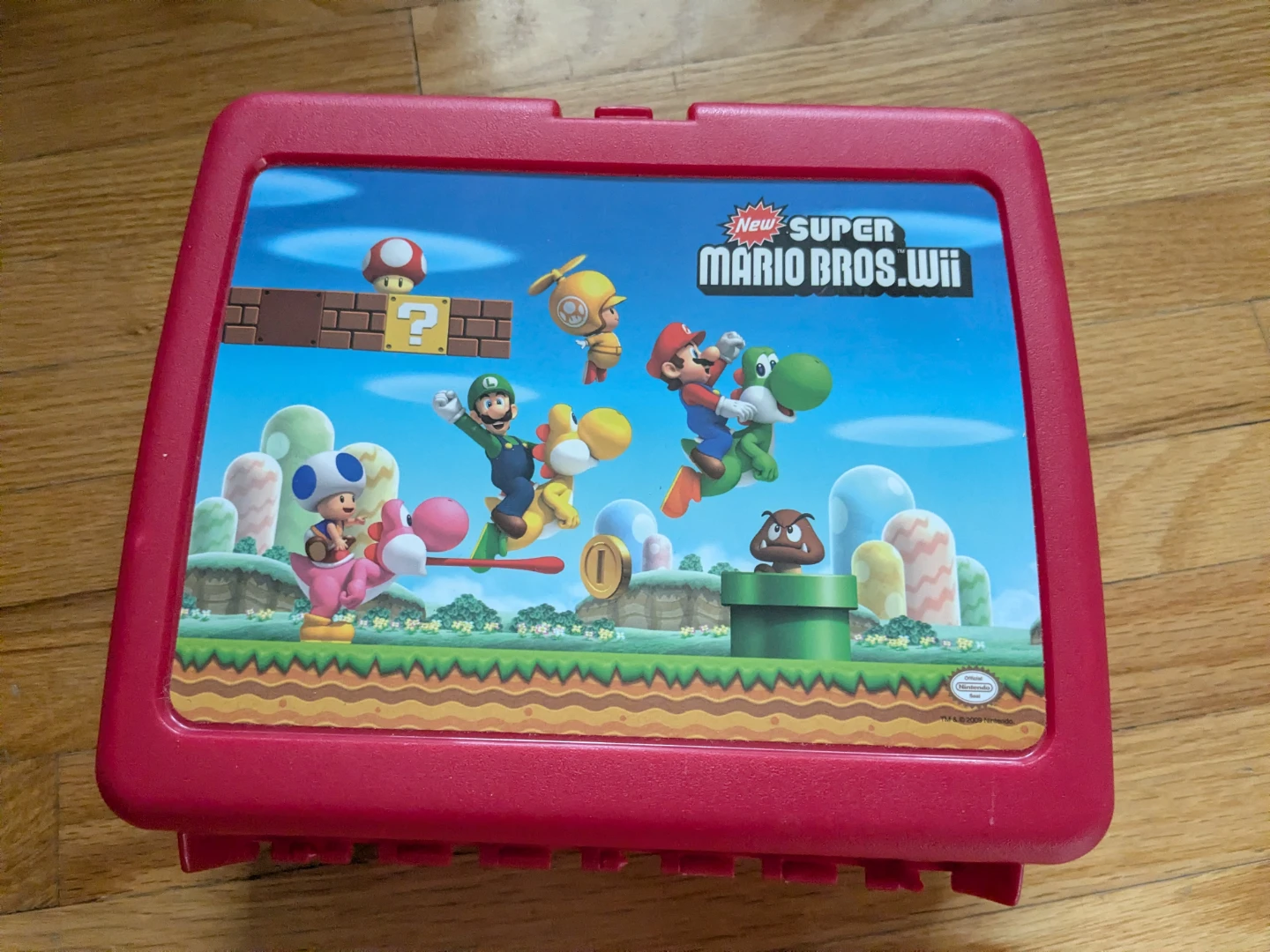 New Super Mario Bros. Wii Lunch Box