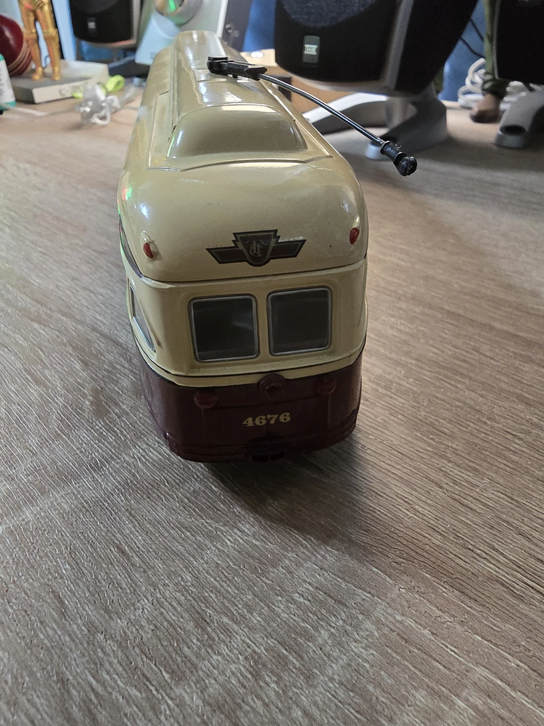 Vintage collectible TTC PCC Streetcar Model 4676 - photo 2