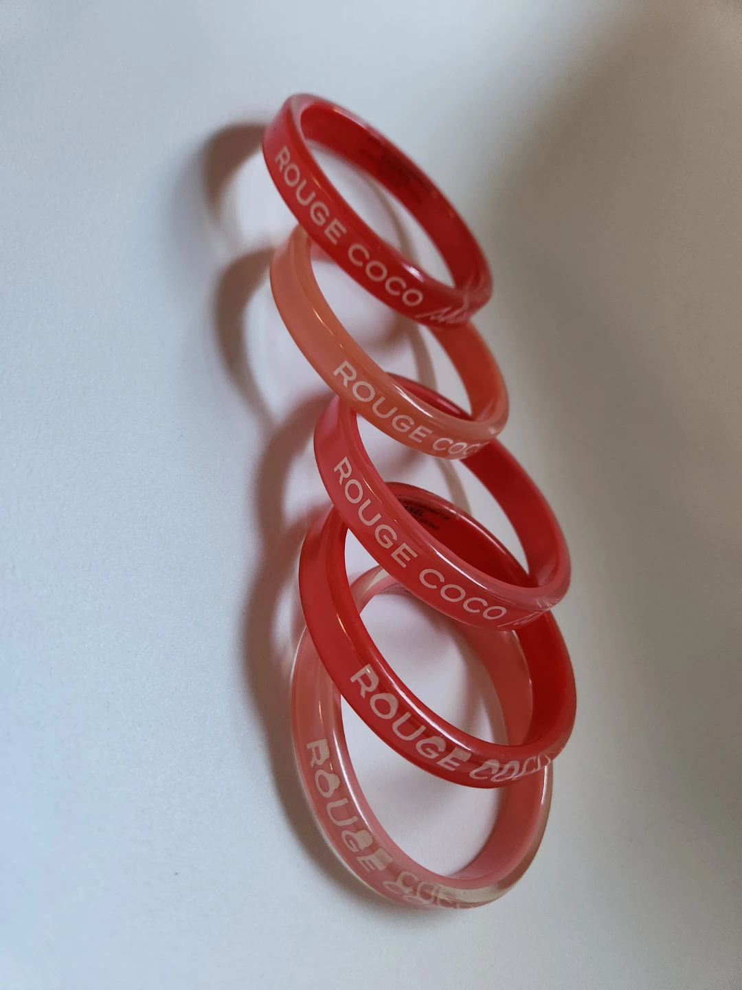 Set of 5 Chanel Rouge Coco Shine Bangles - photo 2