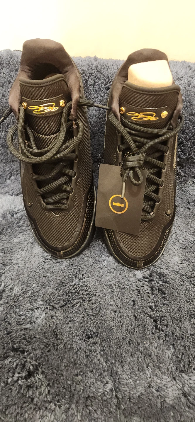 Nike LeBron Witness 8 Basketball Shoes - photo 5