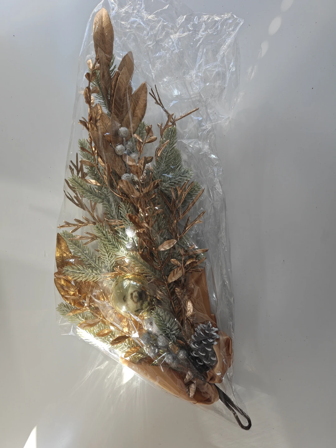 Set of 3 Gold Christmas Swags - photo 3