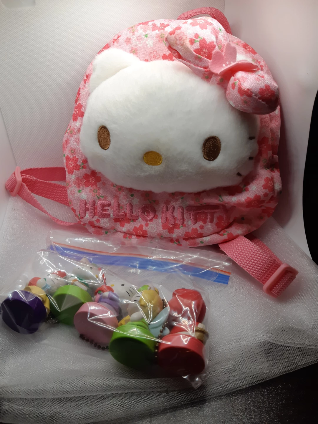 Hello Kitty keychain stamps + bag bundle - photo 4