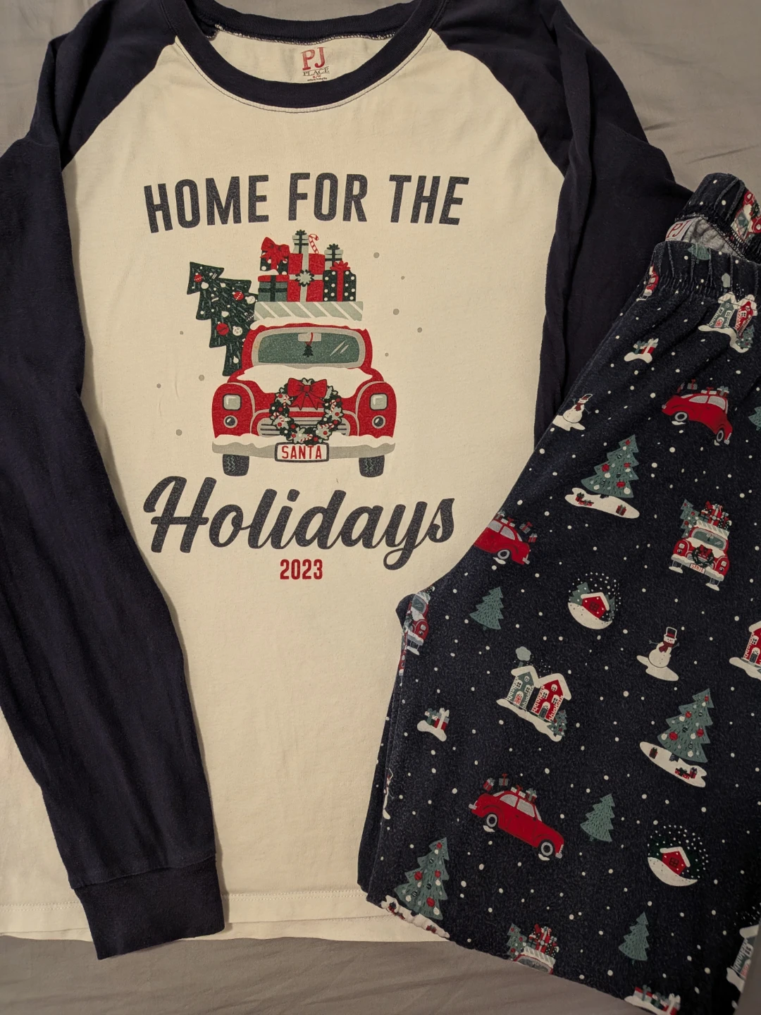 PJ Place Adult Holiday Pajama Seat – 4 Sets Total